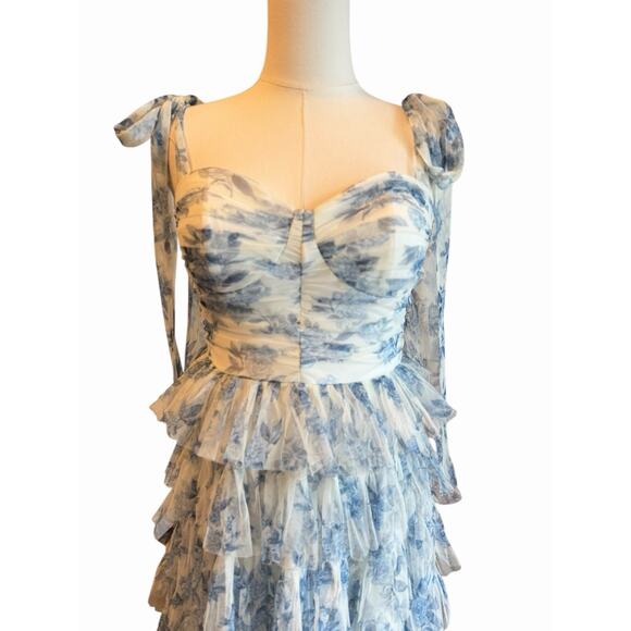 B Smart Maxi Dress Juniors 7 Blue Bonnet Fairy Cinderella Ball Gown Prom Wedding - Picture 2 of 9